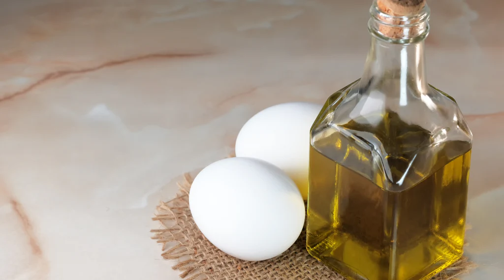 Egg and Olive Oil Mask